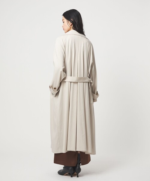 EMMEL REFINES(エメルリファインズ)の「<EMMEL REFINES>EM Wボタン トロミ フレア トレンチコート(トレンチコート・レディース・ライム/ベージュ・S/M)」の5枚目の写真