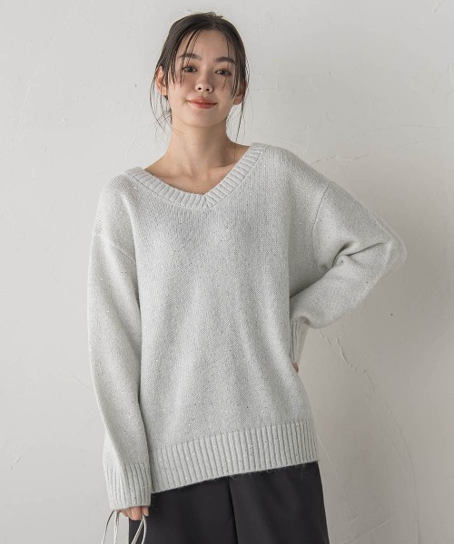 Droite lautreamont（ドロワットロートレアモン）の「スパンコールVネックニット≪手洗い可能≫（ニット/セーター・レディース・オフホワイト/ブラック/ピンク・M）」の5枚目の写真