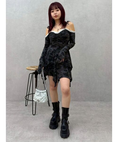 EVRIS(エヴリス)の「キルティングチェーンミニショルダーBAG(ショルダーバッグ・レディース・ブラック/ピンク/ホワイト/ブルー・FREE)」の17枚目の写真