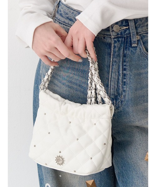 EVRIS(エヴリス)の「キルティングチェーンミニショルダーBAG(ショルダーバッグ・レディース・ブラック/ピンク/ホワイト/ブルー・FREE)」の1枚目の写真