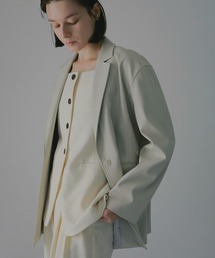 MINIMAL LEATHER JACKET