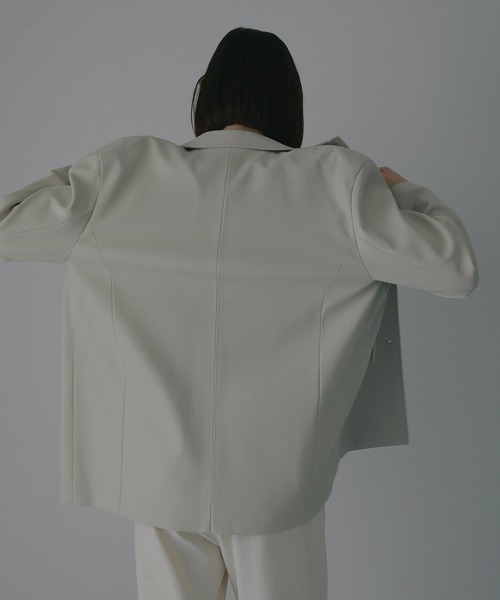 MANOF(マノフ)の「MINIMAL LEATHER JACKET(その他アウター・レディース・アイボリー/イエロー/ブラウン・M/S)」の16枚目の写真
