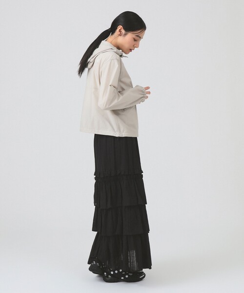 THE NORTH FACE(ザノースフェイス)の「【WEB限定】THE NORTH FACE / ショート コンパクト ジャケット(マウンテンパーカー・レディース・オフホワイト/ブラック・LARGE/MEDIUM)」の6枚目の写真