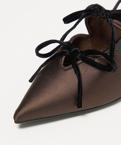 SY UNITED ARROWS(シーユナイテッドアローズ)の「<SY>ポインテッド リボン バックベルト フラット15↑(パンプス・レディース・ブラック/その他1/ダークブラウン・25cm/24.5cm/24cm/23.5cm/23cm/22.5cm/22cm)」の16枚目の写真