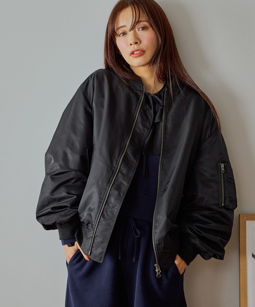 mysty woman（ミスティウーマン）の「ミリタリーMA1ブルゾン 652157（MA-1・レディース・オリーブ/ブラック・FREE）」の2枚目の写真