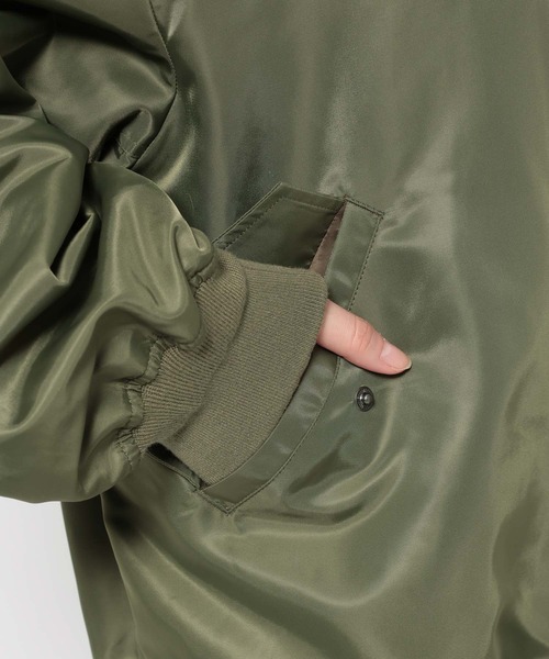 mysty woman（ミスティウーマン）の「ミリタリーMA1ブルゾン 652157（MA-1・レディース・オリーブ/ブラック・FREE）」の12枚目の写真