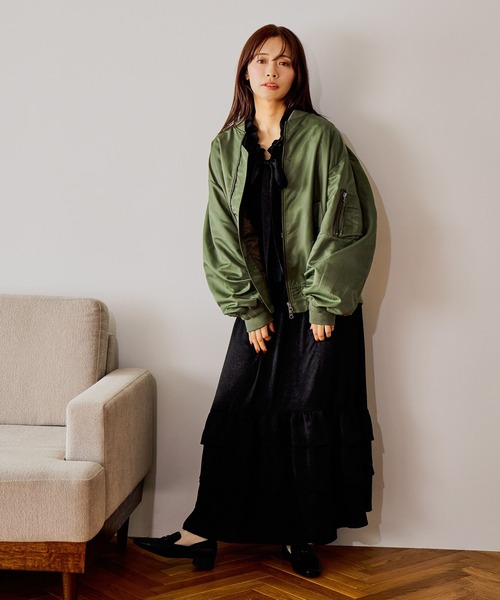 mysty woman（ミスティウーマン）の「ミリタリーMA1ブルゾン 652157（MA-1・レディース・オリーブ/ブラック・FREE）」の22枚目の写真