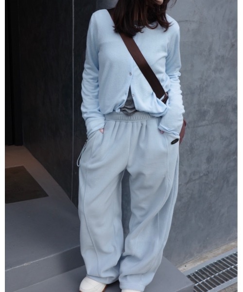 jumelle（ジュメロ）の「クルーネックカーディガン（カーディガン/ボレロ・レディース・ブルー/チャコールグレー/レッド・FREE）」の4枚目の写真