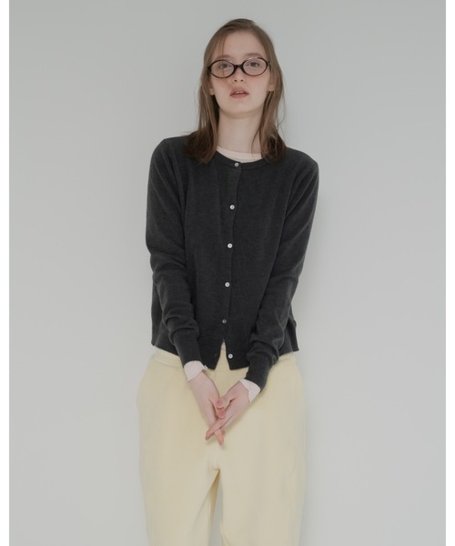 jumelle（ジュメロ）の「クルーネックカーディガン（カーディガン/ボレロ・レディース・ブルー/チャコールグレー/レッド・FREE）」の12枚目の写真