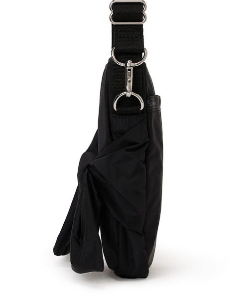 LeSportsac（レスポートサック）の「BOW MINI PHONE CROSSBODY ブラックボウズ（ショルダーバッグ・レディース・ブラック・FREE）」の5枚目の写真