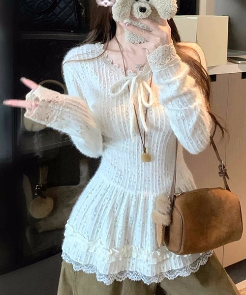 gossip!ロサンゼルス(ゴシップロサンゼルス)の「YUGA Vネック レースタイAライントップス(Tシャツ/カットソー・レディース・ホワイト・M/L)」の6枚目の写真