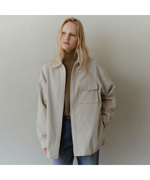 URAGO(ユラーゴ)の「Corduroy padded shirts(シャツ/ブラウス・レディース・Cream/ネイビー・FREE)」の2枚目の写真