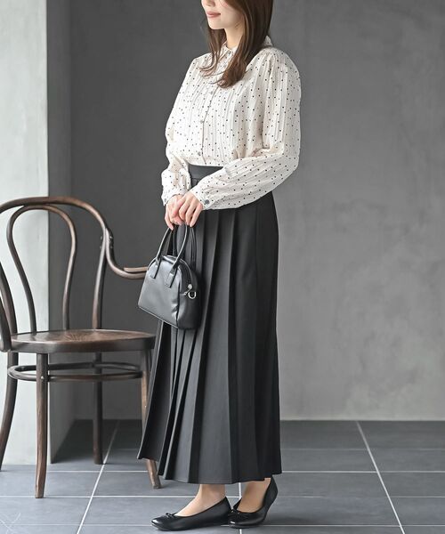 rps（アールピーエス）の「細ドビーランダムドットブラウス（シャツ/ブラウス・レディース・アイボリー/モカ・フリー）」の6枚目の写真