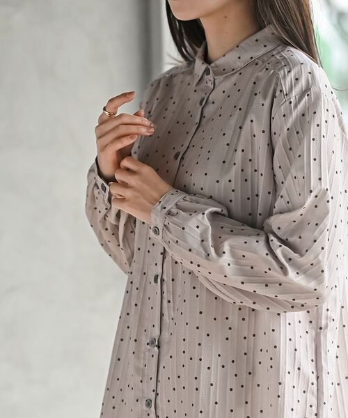 rps（アールピーエス）の「細ドビーランダムドットブラウス（シャツ/ブラウス・レディース・アイボリー/モカ・フリー）」の17枚目の写真