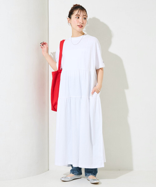 FREAK'S STORE(フリークスストア)の「限定展開 Champion × FREAK'S STORE/チャンピオン 別注 ティアード 切り替え ワンピース(ワンピース・レディース・ブラック/オフホワイト/グリーン/ライトグレー/ネイビー・MEDIUM)」の15枚目の写真