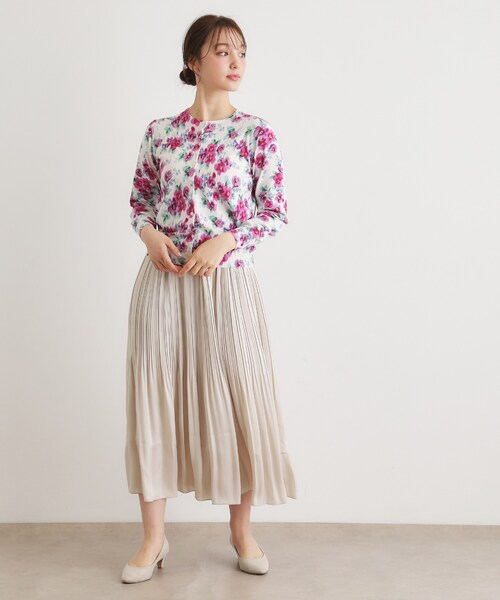 LAURA ASHLEY(ローラアシュレイ)の「【洗える/同柄・同素材アイテムあり】フリーサム ヘイズ柄 プリントニットカーディガン(カーディガン/ボレロ・レディース・ホワイト系3/ブルー系5・38/40)」の5枚目の写真