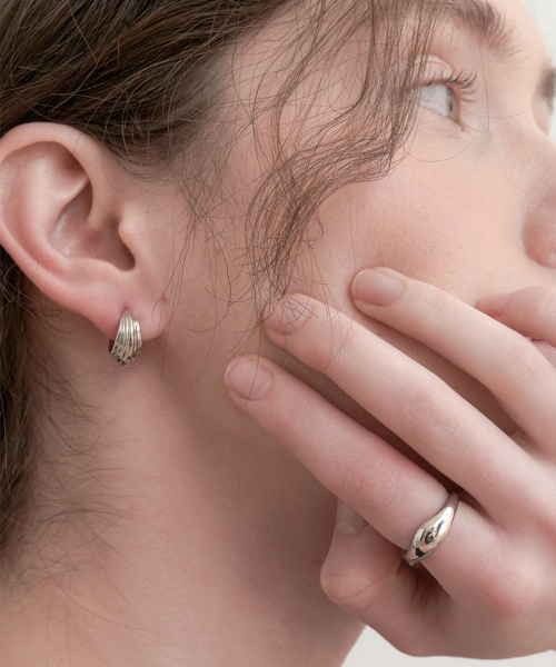 HALDEN（ハルデン）の「waterfall ring earrings (E052_silver)（ピアス（両耳用）・レディース・その他・FREE）」の2枚目の写真