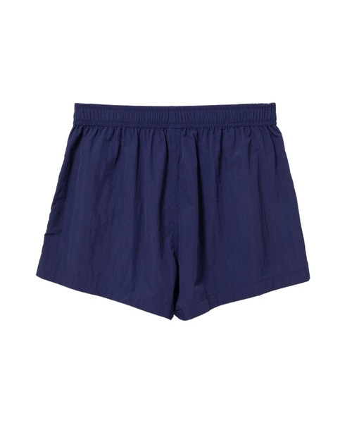 A BATHING APE（アベイシングエイプ）の「RUBBER PRINTED LOGO NYLON TRAINING SHORTS（その他パンツ・レディース・アイボリー/ネイビー・X-SMALL/SMALL）」の4枚目の写真