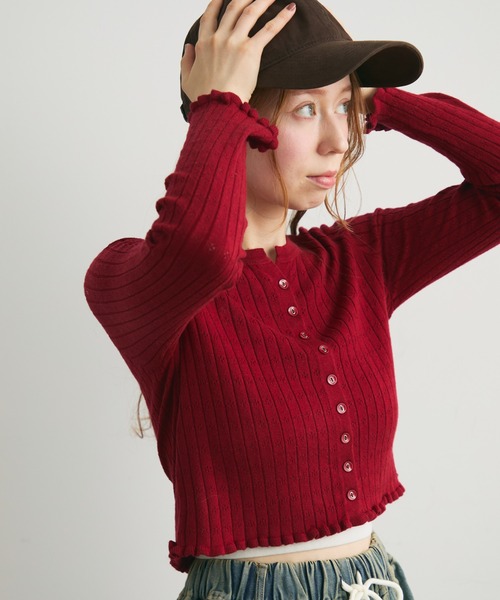 Crisp（クリスプ）の「透かし編みメロウショートカーディガン（カーディガン/ボレロ・レディース・グレー/レッド/アイボリー・FREE）」の3枚目の写真