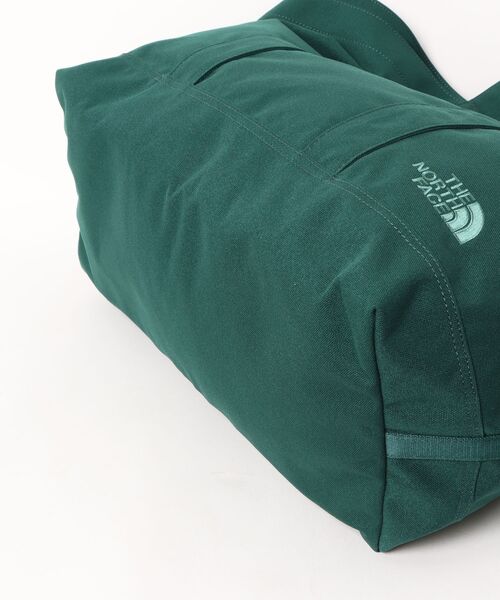 THE NORTH FACE(ザノースフェイス)の「THE NORTH FACE/ザ・ノース・フェイス トートバッグ SUNNY SIDE TOTE Lサイズ NM72605(トートバッグ・メンズ・ダークオリーブ/オフホワイト・FREE)」の4枚目の写真