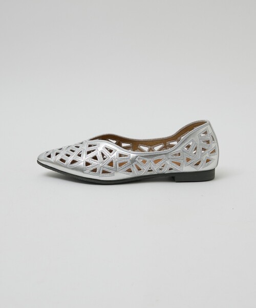 Au BANNISTER（オゥバニスター）の「レーザーカットパンプス（パンプス・レディース・ブラック/アイボリー/ピンク/シルバー・35/36/37/38/39/40）」の16枚目の写真