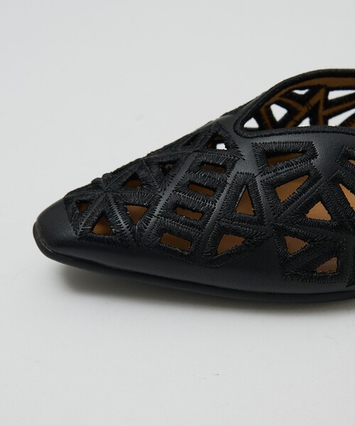 Au BANNISTER（オゥバニスター）の「レーザーカットパンプス（パンプス・レディース・ブラック/アイボリー/ピンク/シルバー・35/36/37/38/39/40）」の15枚目の写真