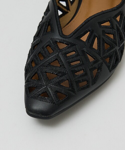 Au BANNISTER（オゥバニスター）の「レーザーカットパンプス（パンプス・レディース・ブラック/アイボリー/ピンク/シルバー・35/36/37/38/39/40）」の8枚目の写真