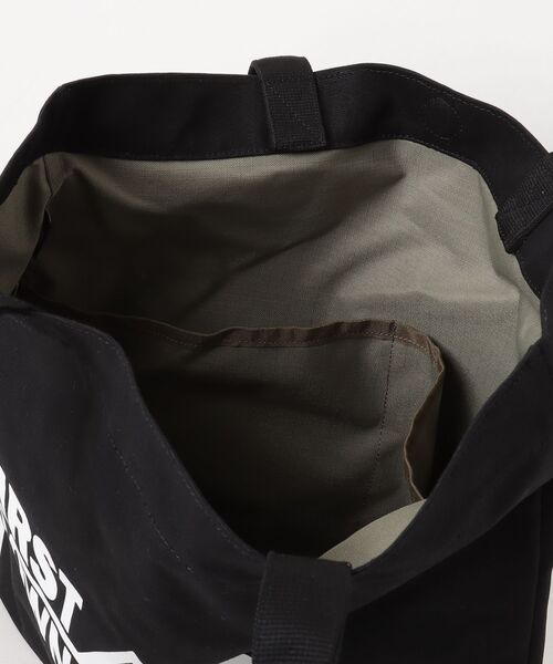 FIRST DOWN(ファーストダウン)の「【FIRST DOWN/ファーストダウン】CANVAS LOGO TOTE/キャンバスロゴトート(トートバッグ・メンズ・ブラック/アイボリー・FREE)」の18枚目の写真