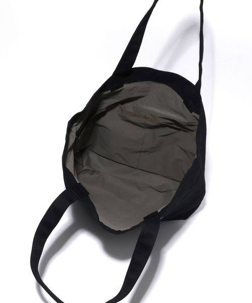 FIRST DOWN(ファーストダウン)の「【FIRST DOWN/ファーストダウン】CANVAS LOGO TOTE/キャンバスロゴトート(トートバッグ・メンズ・ブラック/アイボリー・FREE)」の13枚目の写真