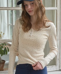 小花柄ヘンリーカットソー/Small floral print henley top