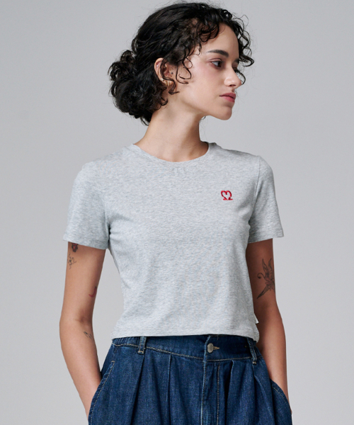 MALOUPE(マロップ)の「5210 クロップシグネチャーTシャツ (グレー)(Tシャツ/カットソー・レディース・グレー・FREE)」の1枚目の写真