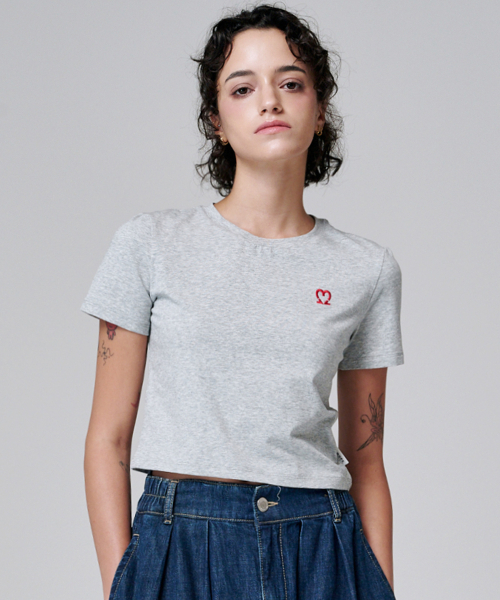 MALOUPE(マロップ)の「5210 クロップシグネチャーTシャツ (グレー)(Tシャツ/カットソー・レディース・グレー・FREE)」の4枚目の写真