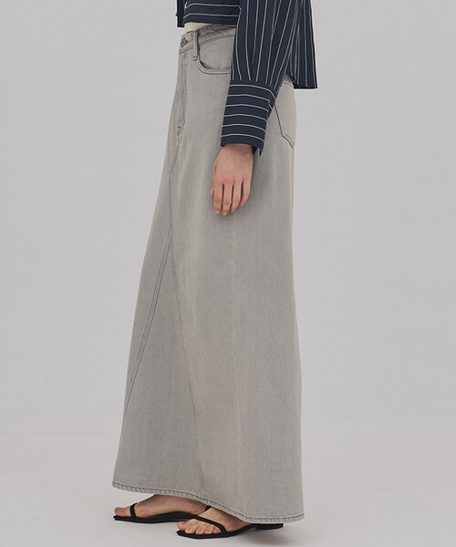 PUBLIC TOKYO(パブリックトウキョウ)の「【2026年春新作】PUBLIC DENIM SKIRT(デニムスカート・レディース・ブルー/ライトグレー・1/2)」の22枚目の写真