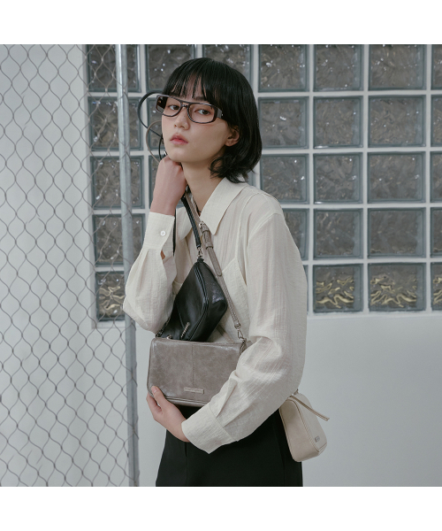 LAP(ラップ)の「CLASSIC WALLET CROSS BAG AS7AB242(メッセンジャーバッグ・レディース・チャコールグレー/ブラック/Beige・FREE)」の7枚目の写真