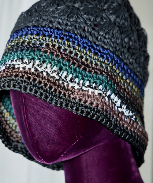 KIJIMA TAKAYUKI（キジマ　タカユキ）の「KIJIMA TAKAYUKI HAND KNIT BEANIE WKNY261210：ニットキャップ（ニットキャップ/ビーニー・レディース・ブラック・FREE）」の2枚目の写真