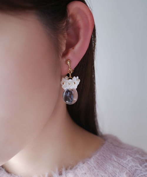 CERCA(チェルカ)の「saran jewelry/フラワードロップ イヤリング/アレルギー対応(イヤリング・レディース・A・FREE)」の4枚目の写真