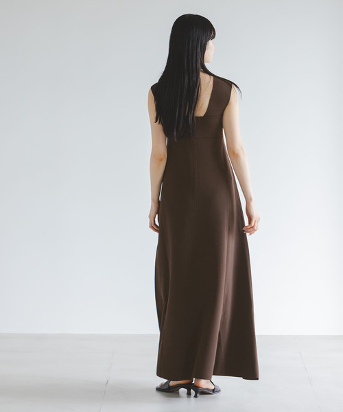 Noble(ノーブル)の「《追加》ミラノリブフィットフレアニットワンピース(ワンピース・レディース・ブラウン/レッド・FREE)」の22枚目の写真