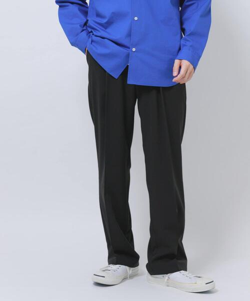 ITEMS URBANRESEARCH（アイテムズ アーバンリサーチ）の「ヨウリュウ1-tuckテーパードパンツ（その他パンツ・メンズ・ネイビー/ダークグレー/オリーブ/ブラック・LARGE/MEDIUM）」の6枚目の写真