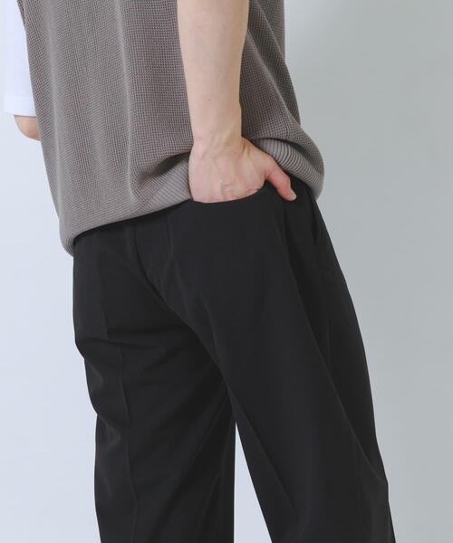 ITEMS URBANRESEARCH(アイテムズ アーバンリサーチ)の「ヨウリュウ1-tuckテーパードパンツ(その他パンツ・メンズ・ネイビー/ダークグレー/オリーブ/ブラック・LARGE/MEDIUM)」の13枚目の写真