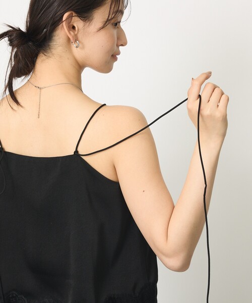 abahouse mavie(アバハウスマヴィ)の「【再入荷】サテン裾レースキャミソール(キャミソール・レディース・ブラック/ホワイト・フリー)」の9枚目の写真