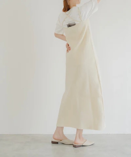 merrylatte(メリーラテ)の「バッククロスキャミワンピース【IROHANI】(ワンピース・レディース・アイボリー・FREE)」の4枚目の写真