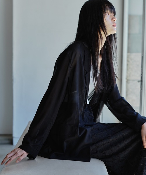 SALON adam et rope'（サロン アダム エ ロペ）の「コットンボイルシアージャケット（テーラードジャケット・レディース・ブラック/オフホワイト・S/M）」の4枚目の写真