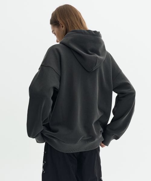 KRUXH(クルクス)の「アイレットツーウェイフードジップアップピグメントチャコール(パーカー・レディース・その他・1/2/3)」の5枚目の写真