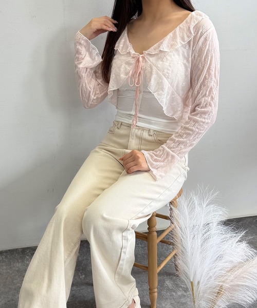 ALTROSE（アルトローズ）の「【2026SS】フラワーレースフリルシアー ボレロ（カーディガン/ボレロ・レディース・ピンク/ブルー/アイボリー・FREE）」の8枚目の写真