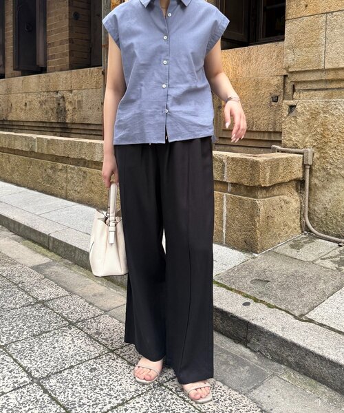 Jena espace merveilleux(ジェナ エスパスメルヴェイユ)の「テンセルリネンイージーパンツ(その他パンツ・レディース・グレー/ベージュ/ブラック・2/1)」の4枚目の写真