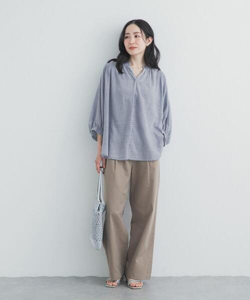 URBAN RESEARCH DOORS(アーバンリサーチドアーズ)の「シアーデニムピンタックドルマンブラウス(シャツ/ブラウス・レディース・ライトインディゴブルー/インディゴブルー・FREE)」の22枚目の写真