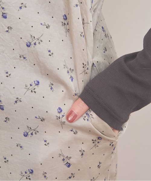 fig Ｌondon（フィグロンドン）の「Maureen cami dress（ワンピース・レディース・ベージュ/グリーン・FREE）」の4枚目の写真