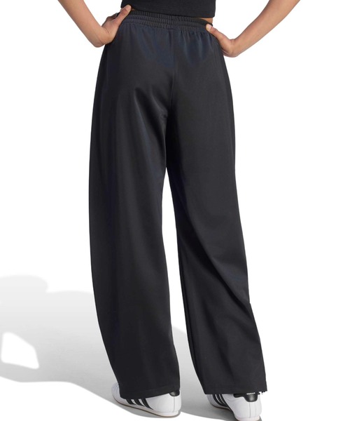 adidas(アディダス)の「adidas FIREBIRD BARREL TRACK PANTS / アディダス ファイヤーバード バレル トラックパンツ(その他パンツ・レディース・ブラック・M/S/L)」の8枚目の写真