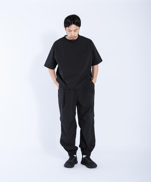 EKAL(エカル)の「『接触冷感/イージーケア』SOLOTEX ルーズジョガーパンツ(その他パンツ・メンズ・グレー系その他/ネイビー/ブラック・MEDIUM/LARGE)」の9枚目の写真