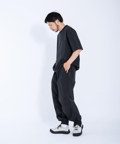EKAL(エカル)の「『接触冷感/速乾』SOLOTEX ルーズジョガーパンツ(その他パンツ・メンズ・グレー系その他/ネイビー/ブラック・MEDIUM/LARGE)」の19枚目の写真